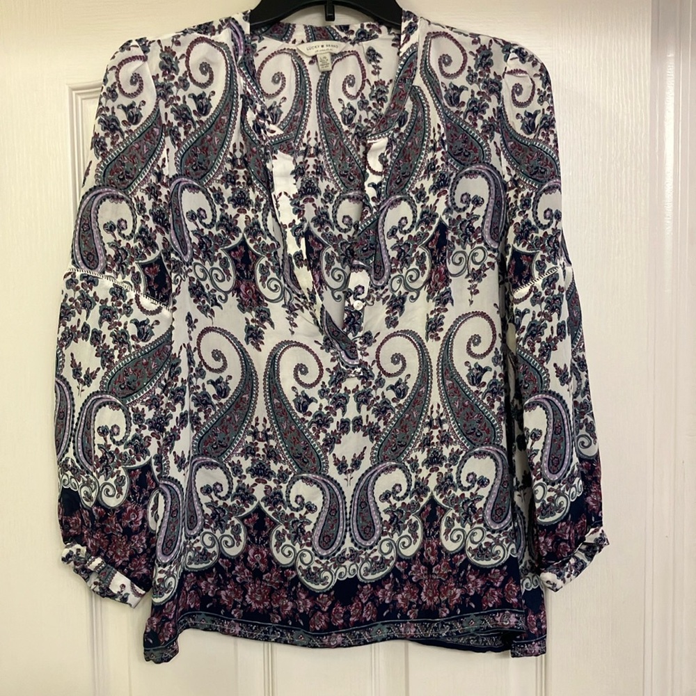 Lucky Brand Women’s V-neck  Paisley Print Blouse